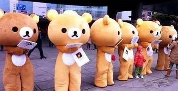 餐廳派傳單的N種姿勢 這樣發能省掉20萬的廣告費！